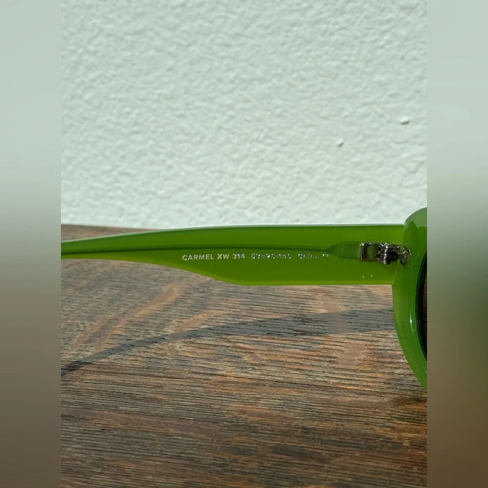 Warby Parker Green Carmel Sunglasses - Picture 4 of 9
